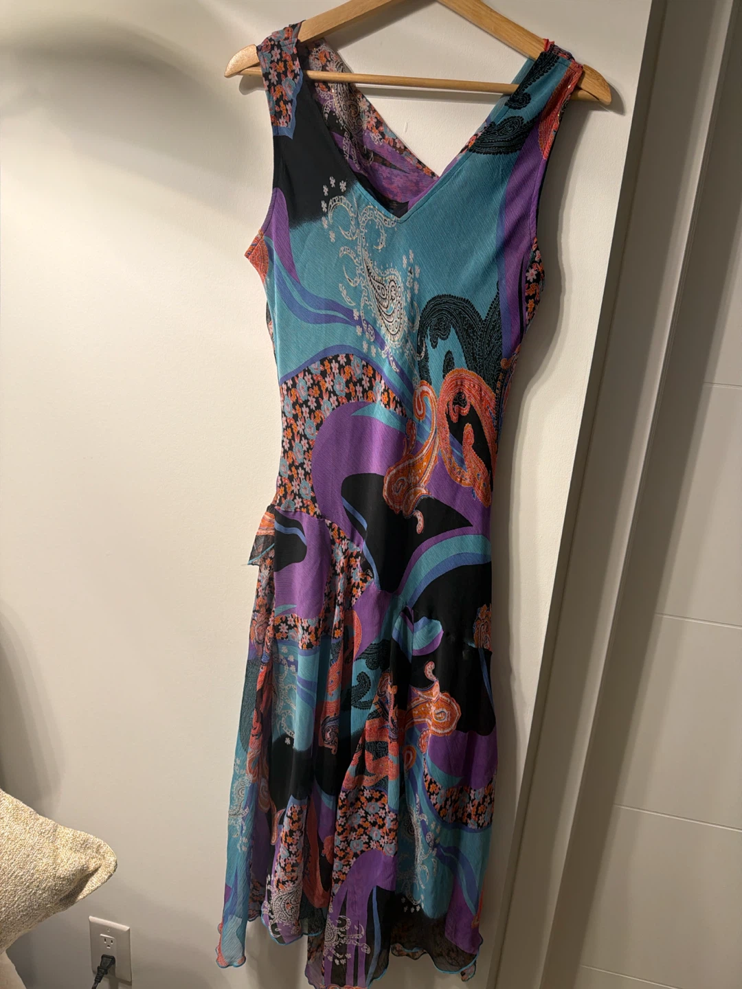 Sleeveless Paisley Print Dress - photo 4