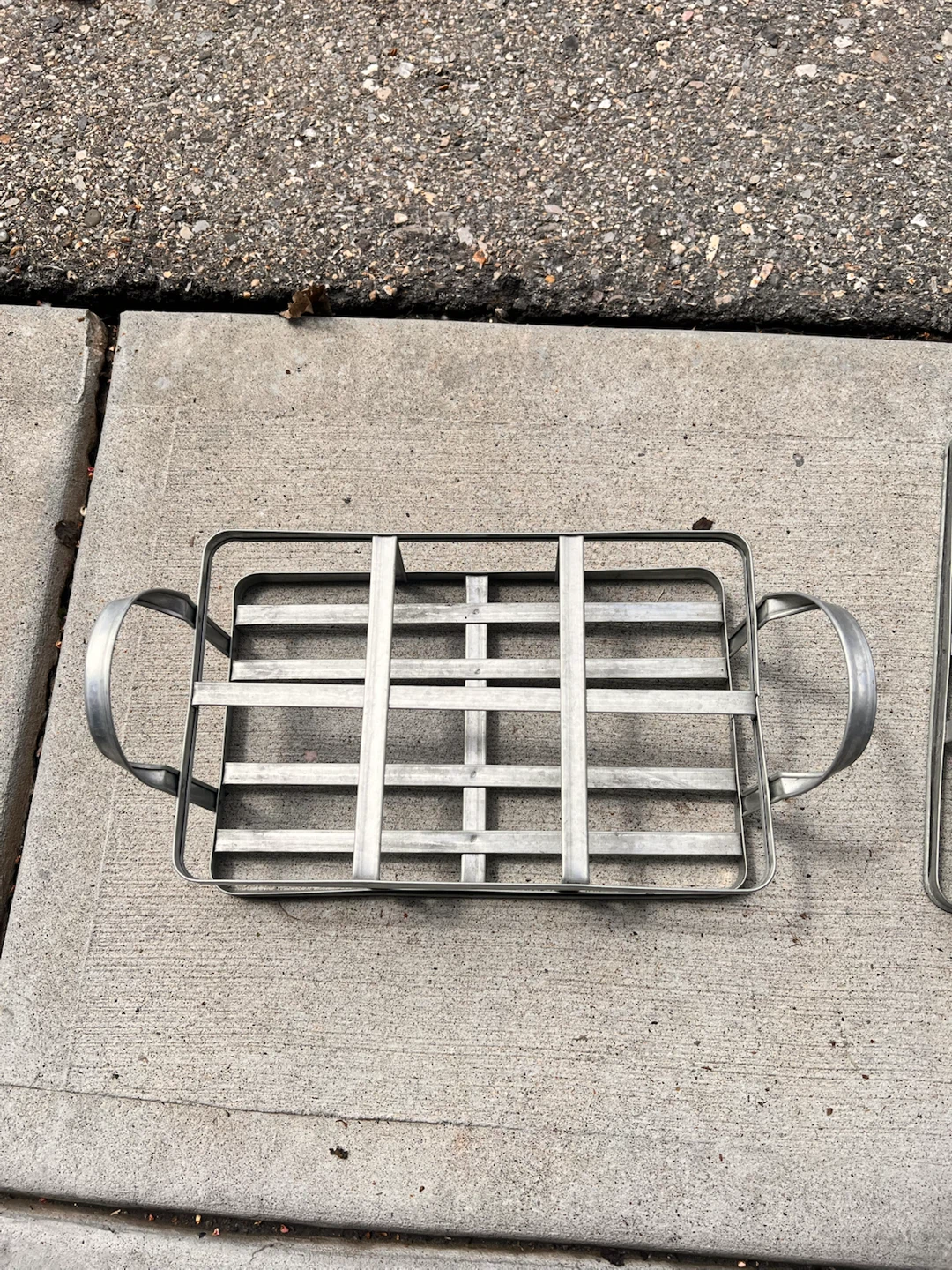 Vintage galvanized steel milk bottle carrier - photo 2
