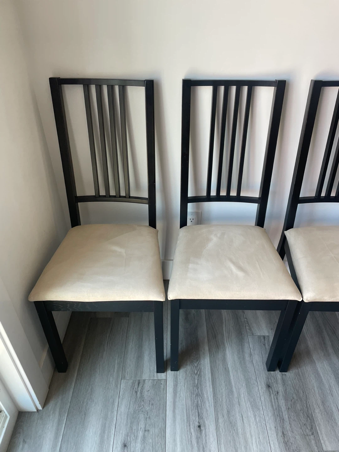 4 Dining Chairs - photo 4