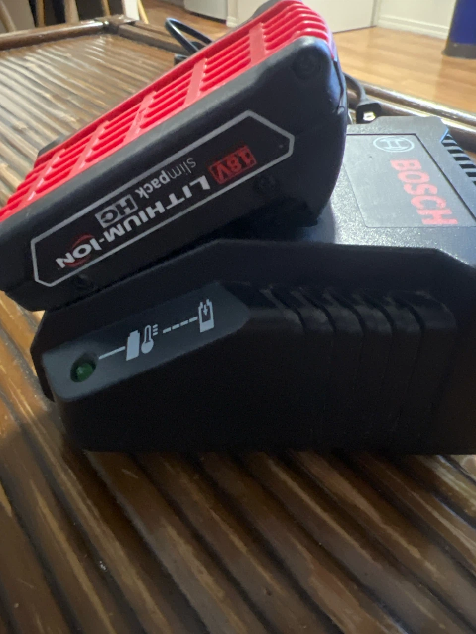 Bosch 18V Lithium-Ion Slimpack HC Battery - photo 2