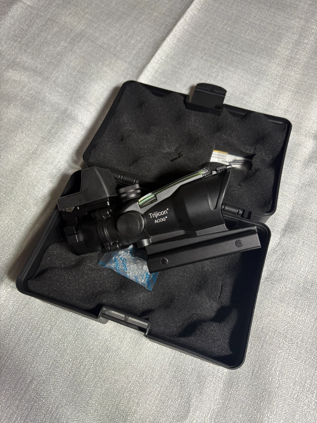 Trijicon ACOG 4x32 Scope w/ Fiber Optic Sight