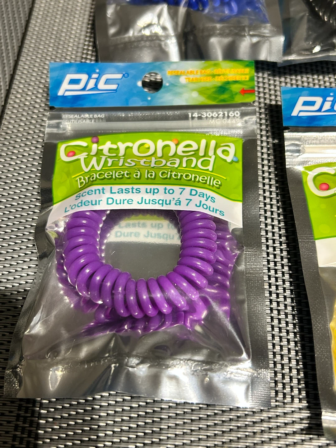 Citronella & Kinetic Molecular Wristbands for mosquitoes - photo 2