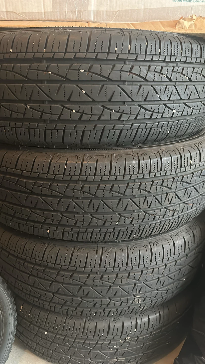 Firestone 225/65/R17 All season tires