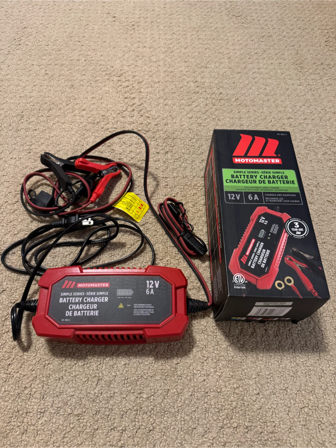 Motomaster 12V 6A Battery Charger