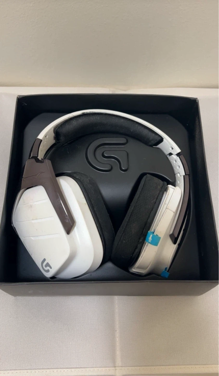 New Logitech G933 Artemis Spectrum Snow Wireless Gaming Headset - photo 2