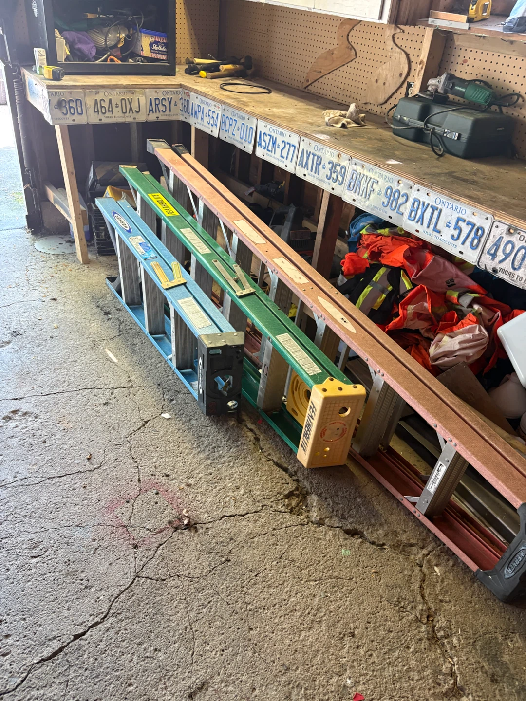 Featherlite Ladder