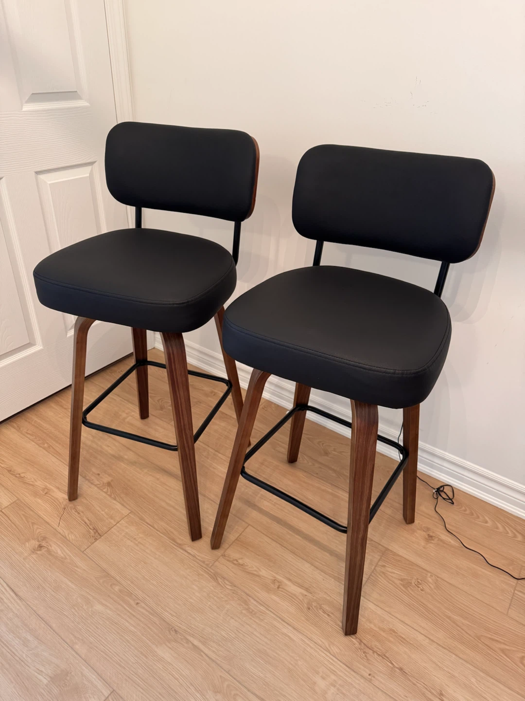 Brand New! Set of 2 Swivel Counter Chairs