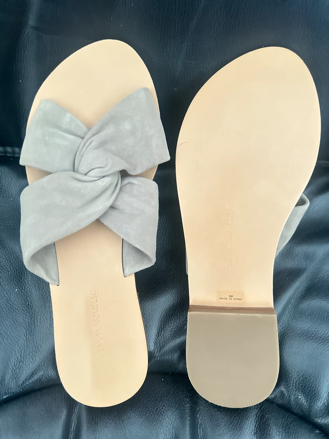 Banana Republic Grey Suede Bow Sandals - Size 9 - photo 2