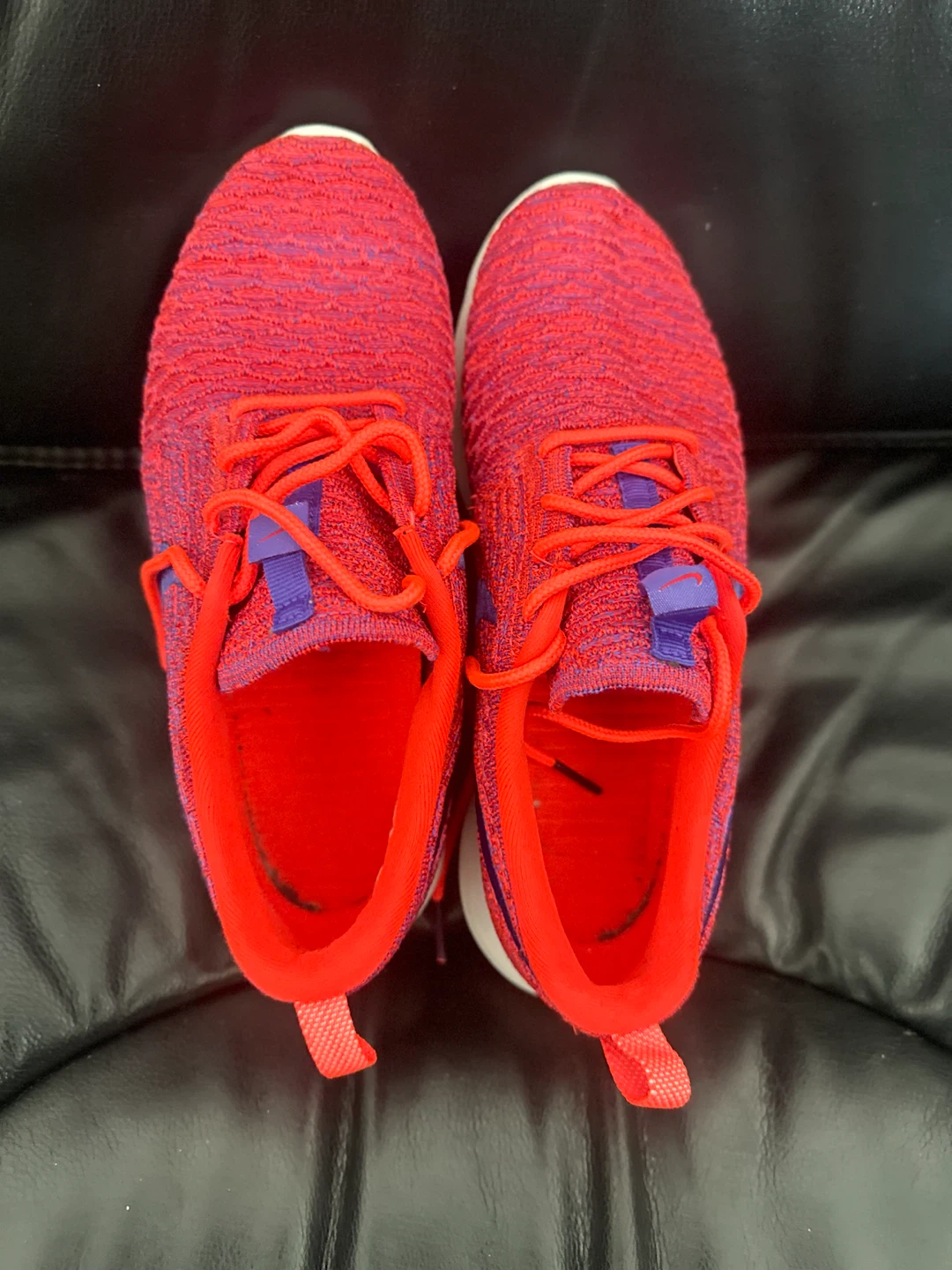 Nike Roshe Run Red/Purple Knit Sneakers