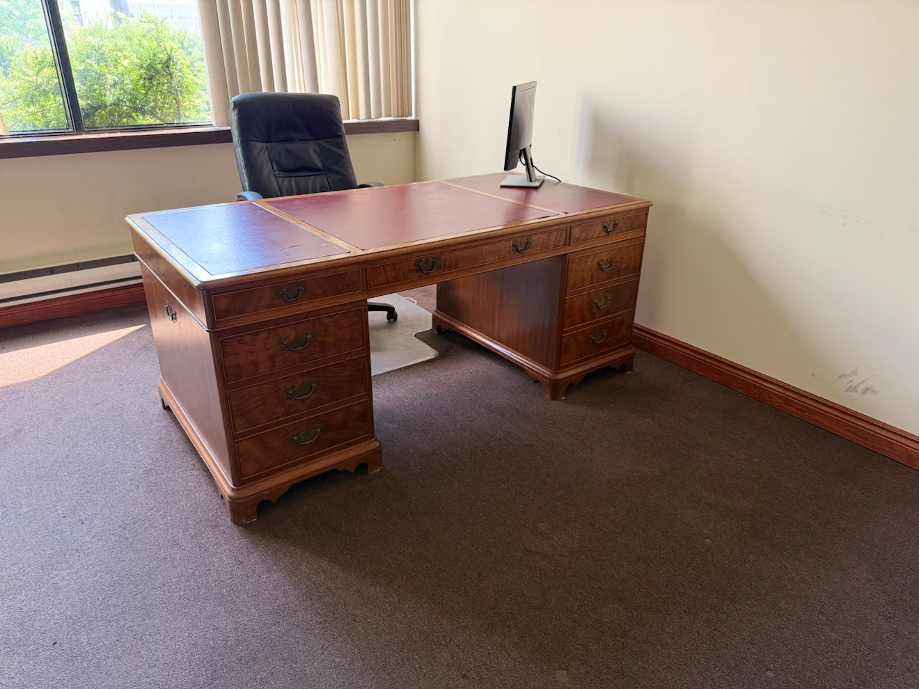 Partner Desk