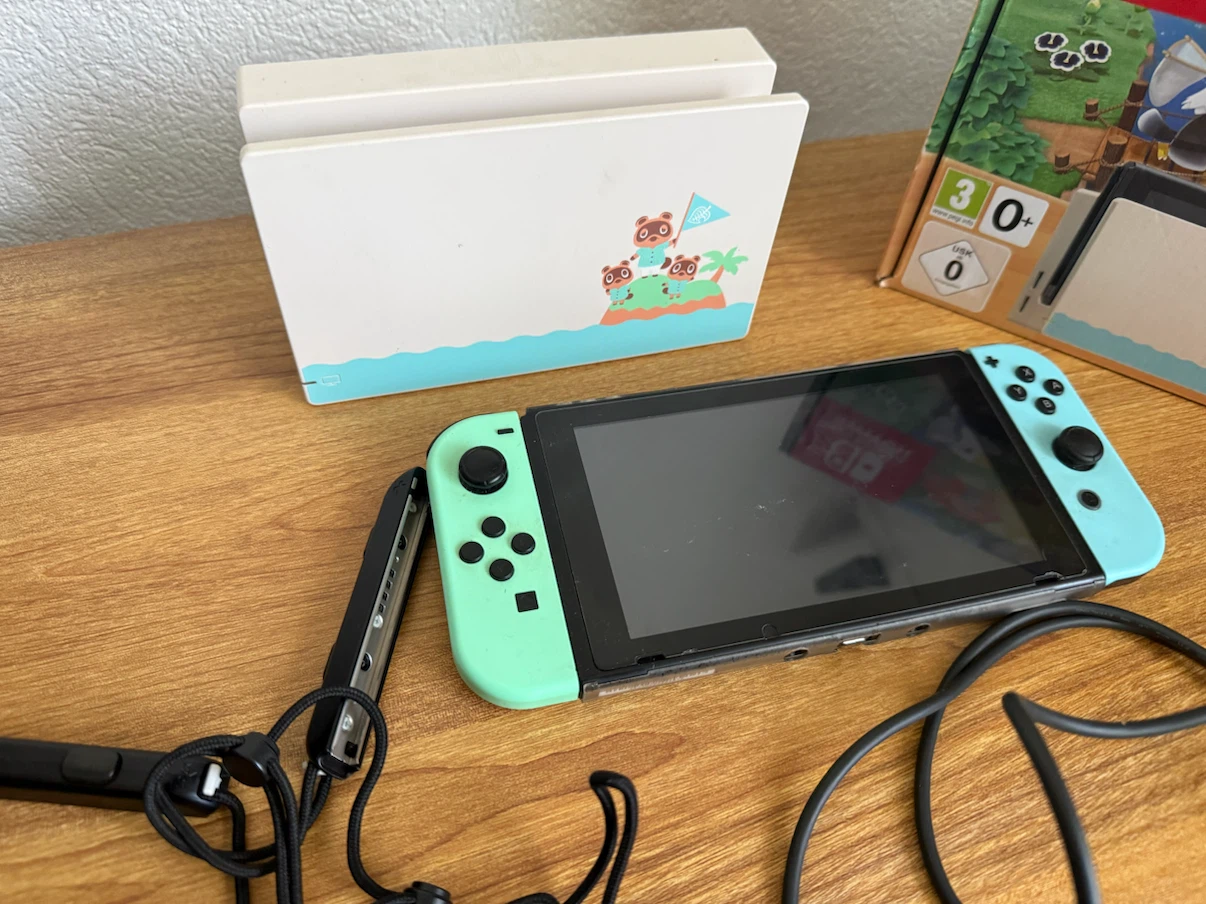 Nintendo Switch Animal Crossing Edition - photo 4