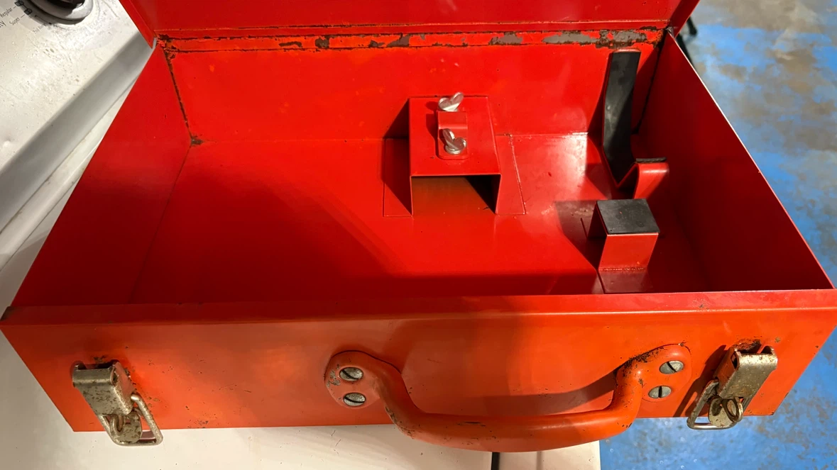 Vintage ALEMITE empty tool case - photo 5
