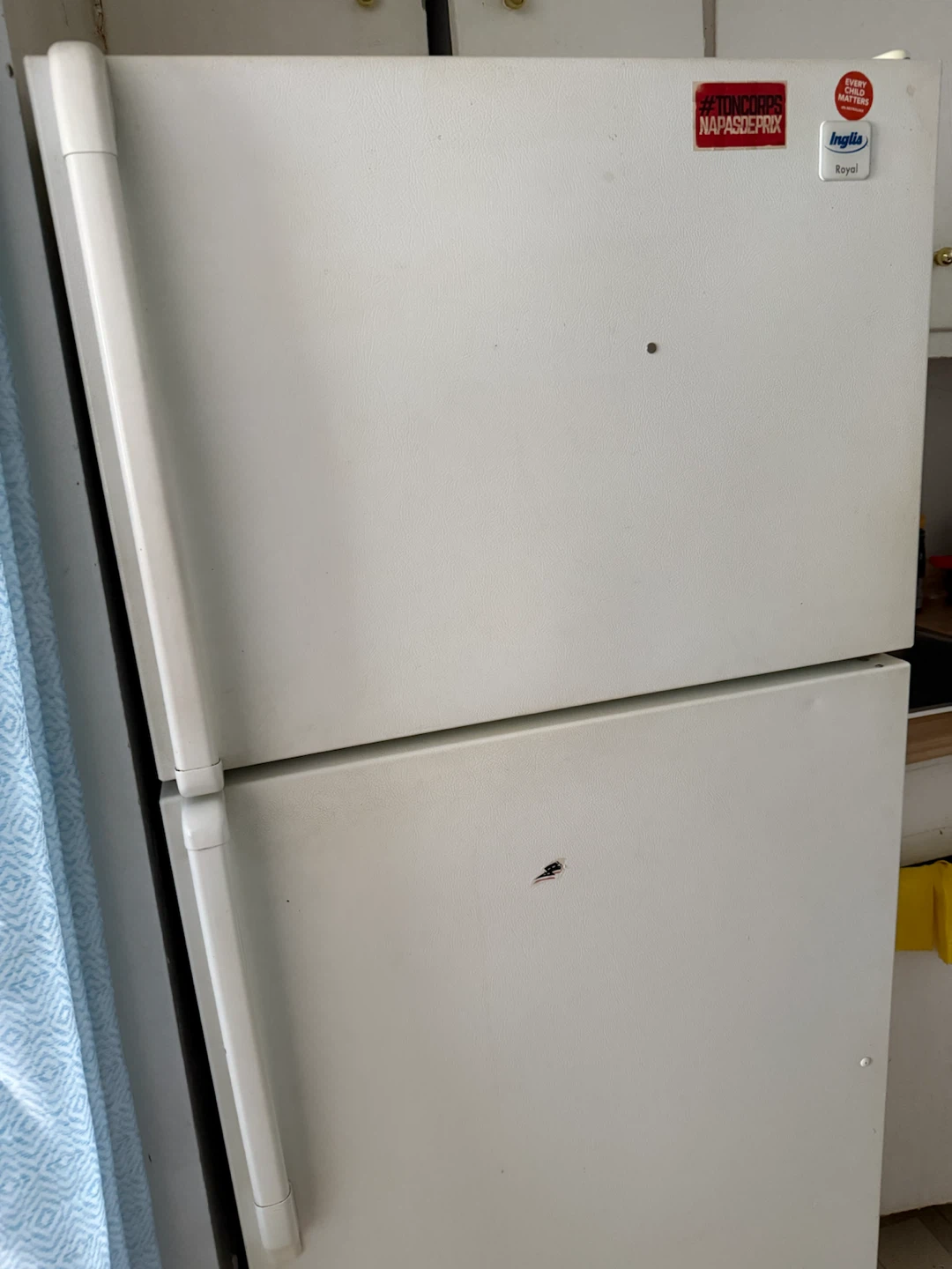 White Inglis Refrigerator - photo 3