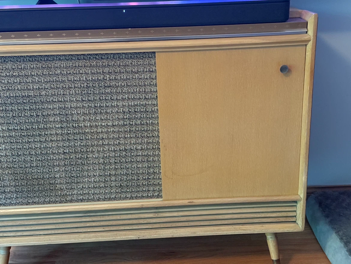 Silvertone "Medalist" High Fidelity Stereo Radio Console - photo 2