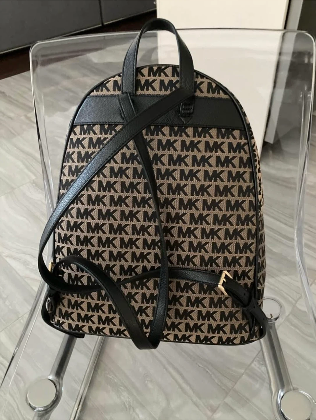 Michael Kors Abbey Logo Backpack - photo 3