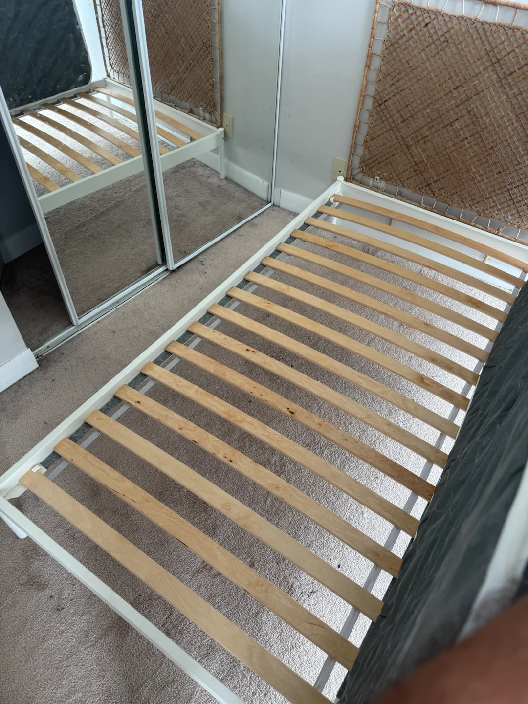 Ikea bed frame - photo 3