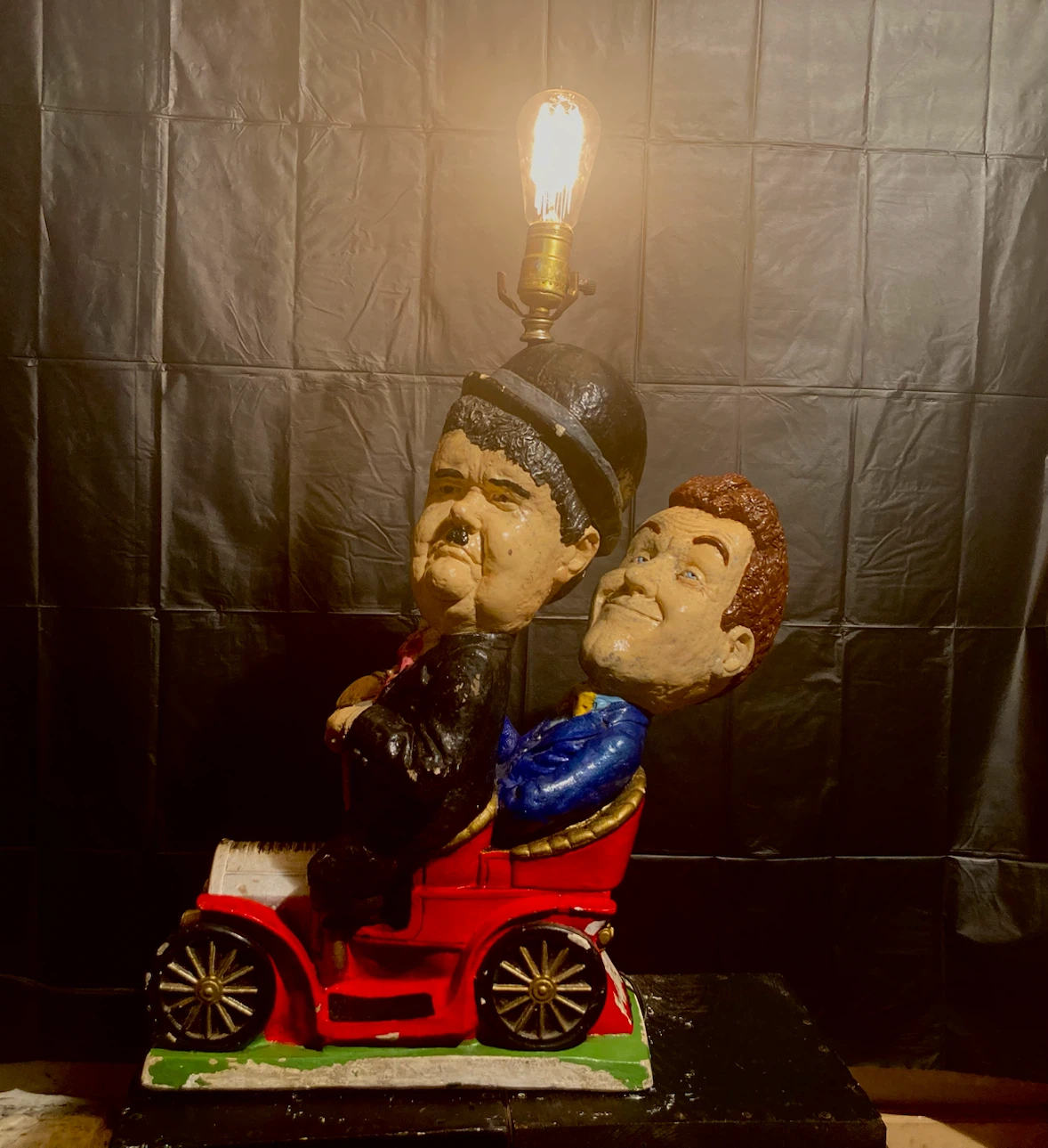 Laurel Hardy  Chalkware Plaster Statue vintage lamp