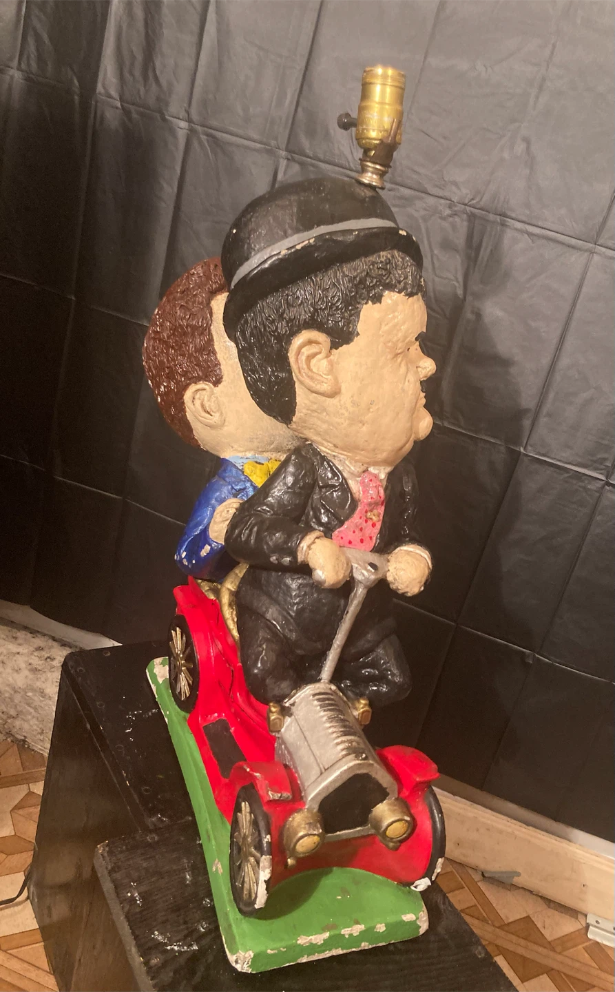Laurel Hardy  Chalkware Plaster Statue vintage lamp - photo 2