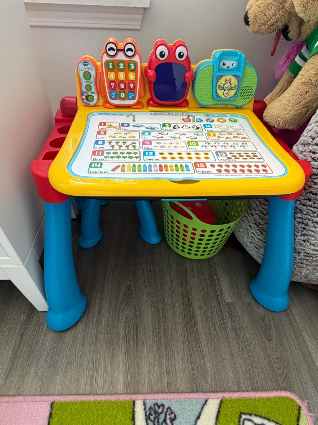 VTech Touch & Learn Activity Desk