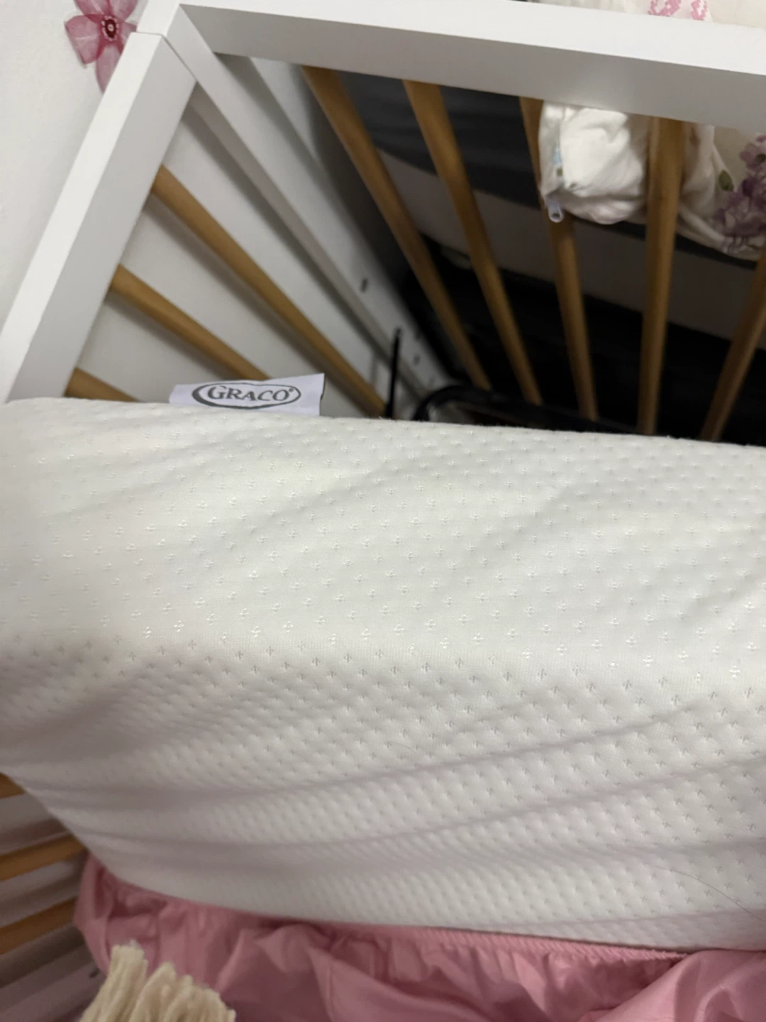 Graco Crib and Mattress with Bedding Set - photo 4