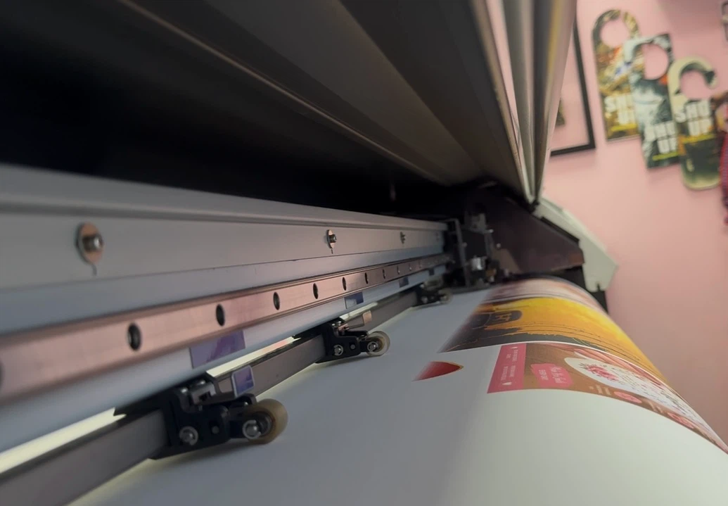 Roland VersaCAMM VP-540 Wide Format Printer/Cutter