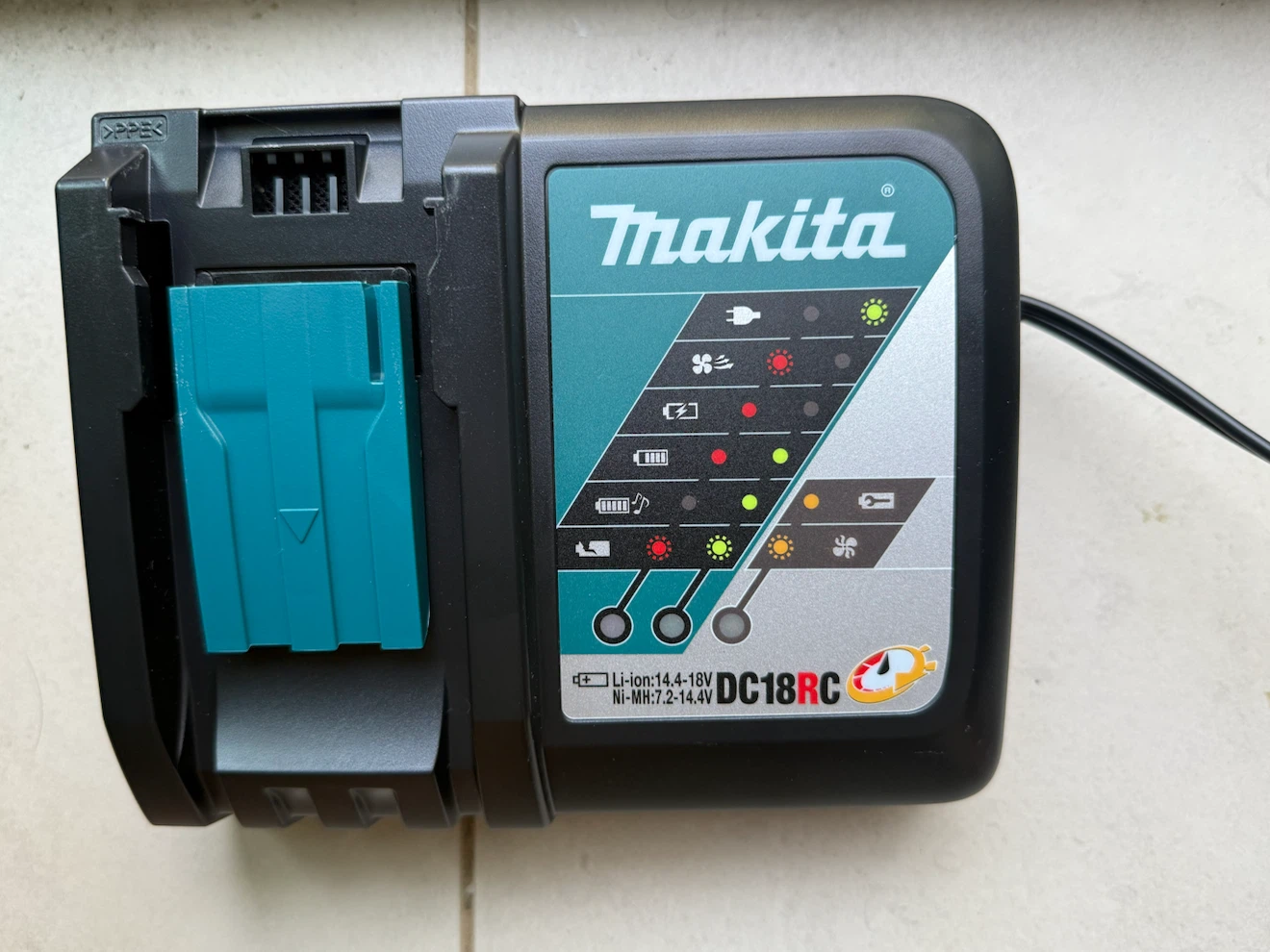 Battery and Rapid Charger kit - photo 4