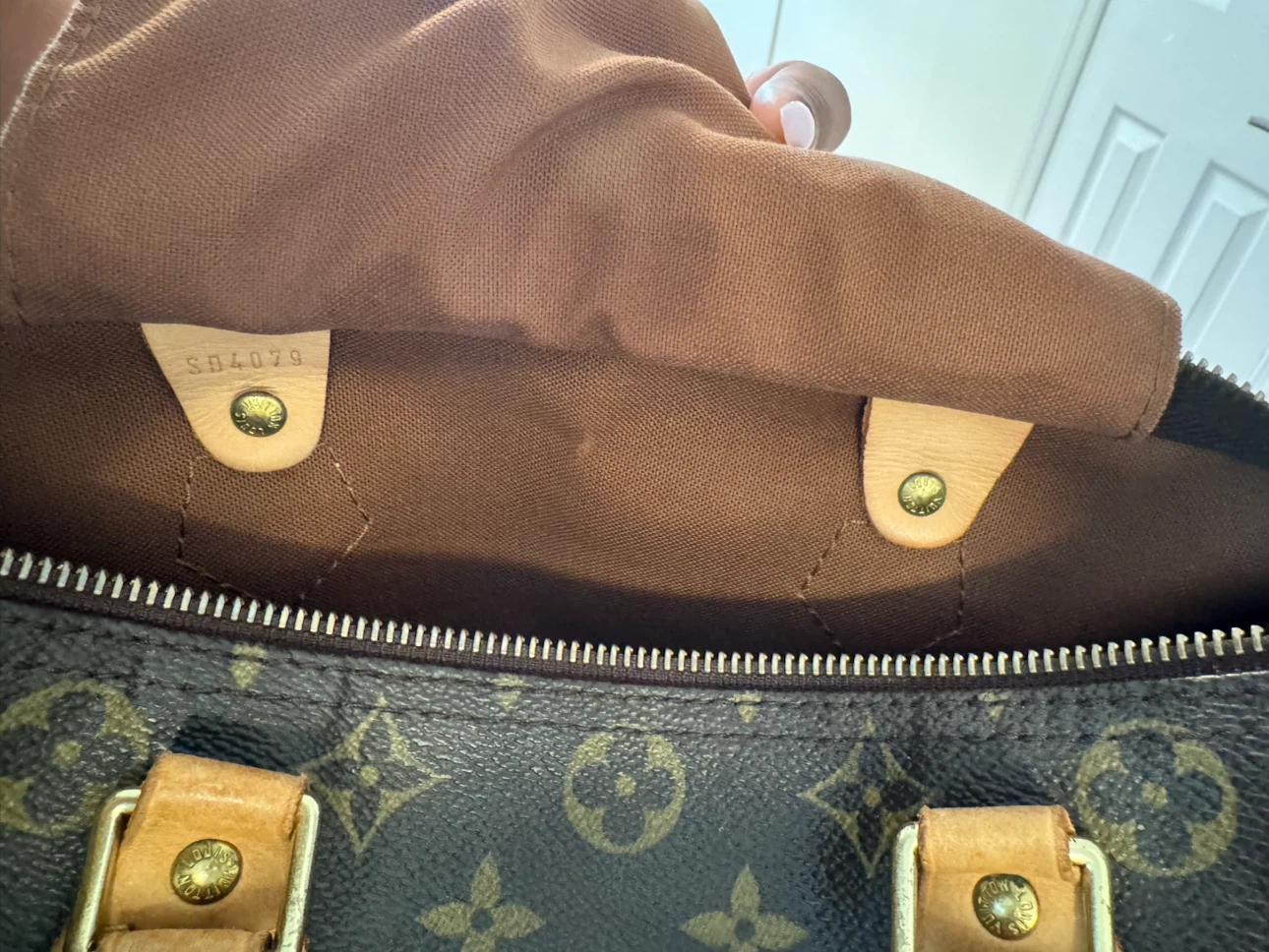 Louis Vuitton Speedy 30 Monogram Canvas Handbag - photo 5