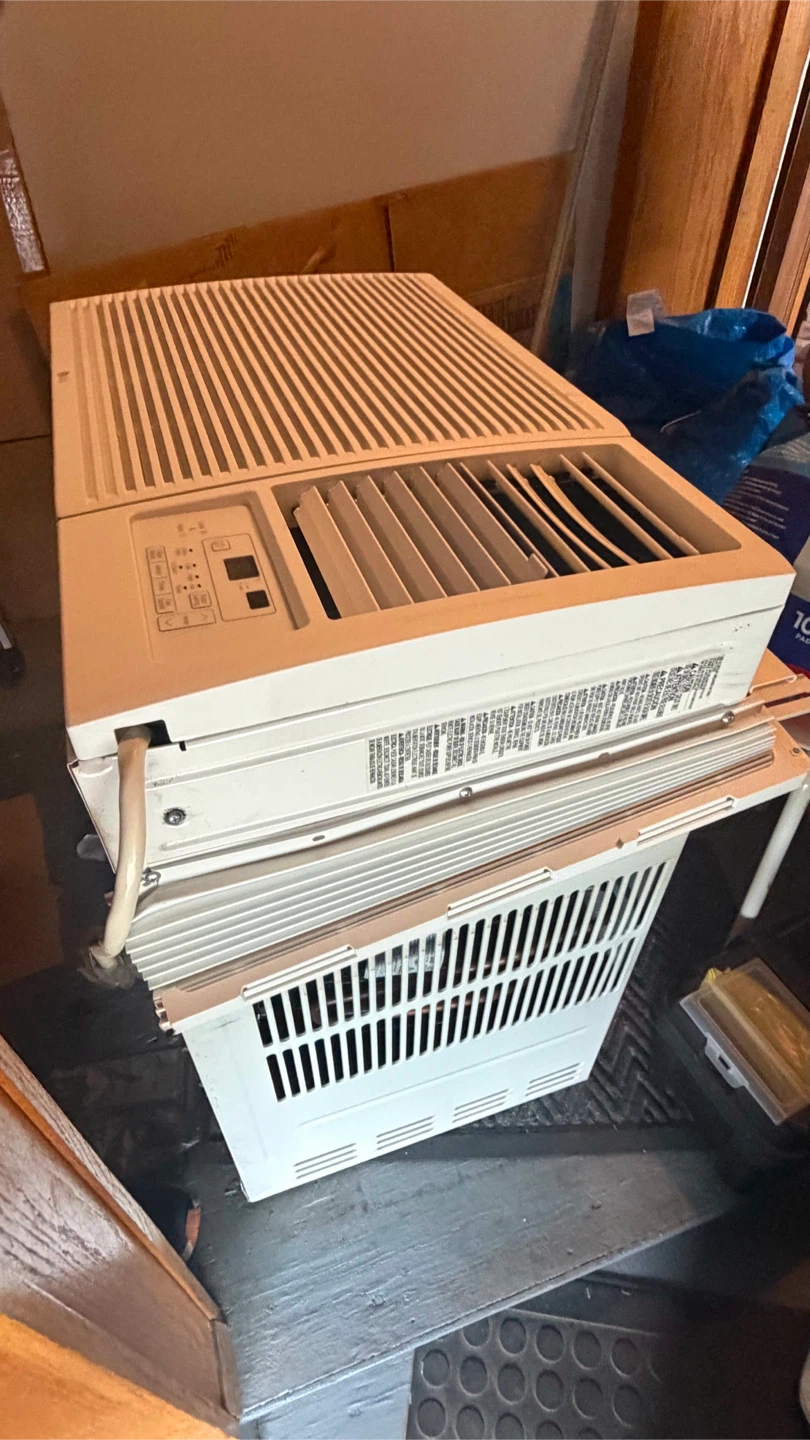 LG Window Air Conditioner - photo 4