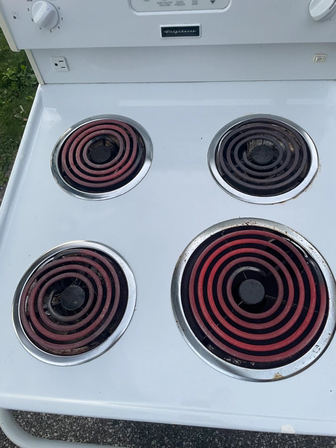 Stove 24” & delivery - photo 2