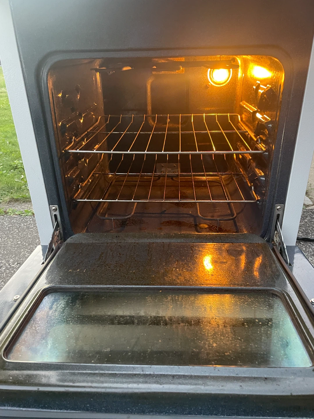 Stove 24” & delivery - photo 3