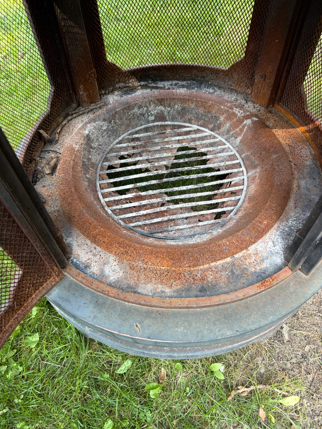 Outdoor Fire Pit - photo 3