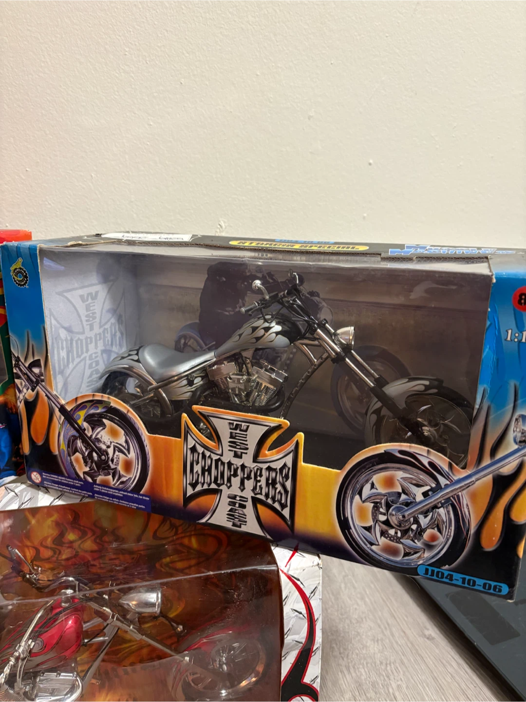 Orange County Choppers American Chopper Die-Cast Motorcycles - photo 2