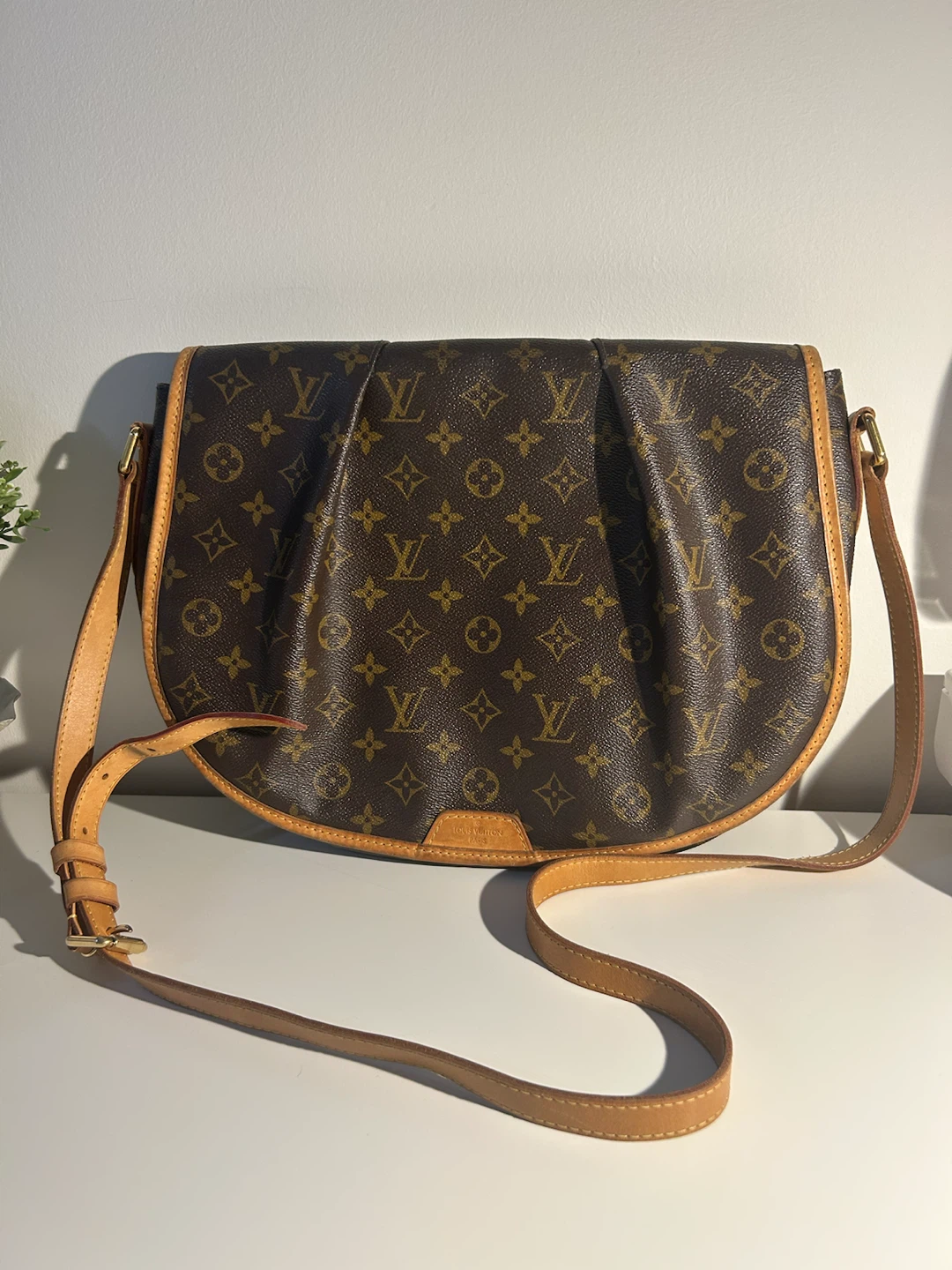 Authentic Louis Vuitton Menilmontant GM