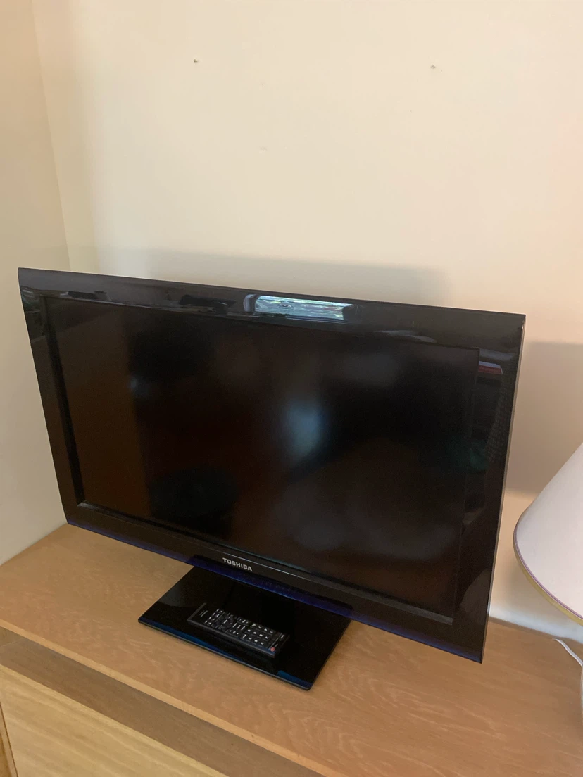 Toshiba TV - photo 3