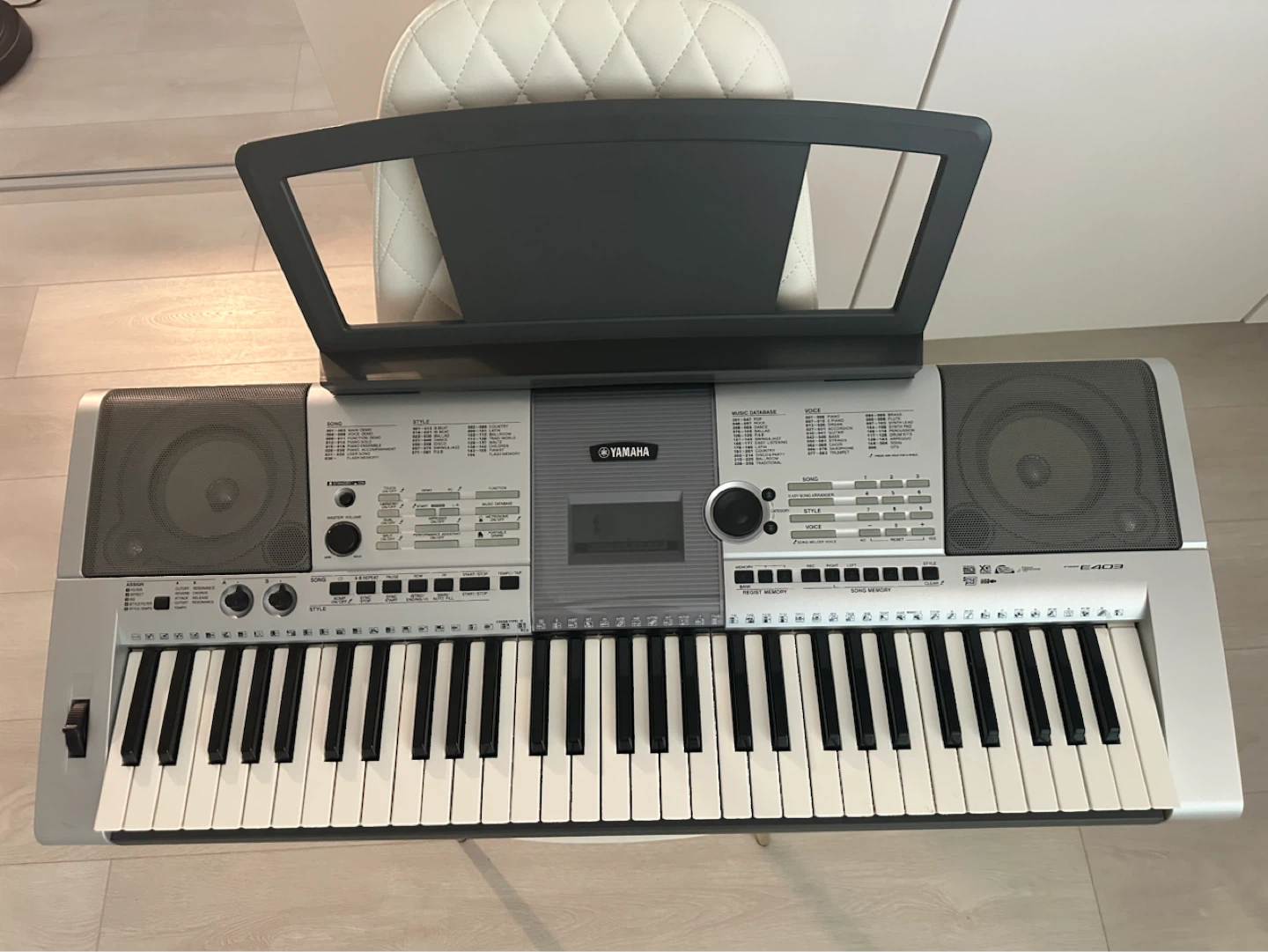 Yamaha Electronic Keyboard PSR-E403