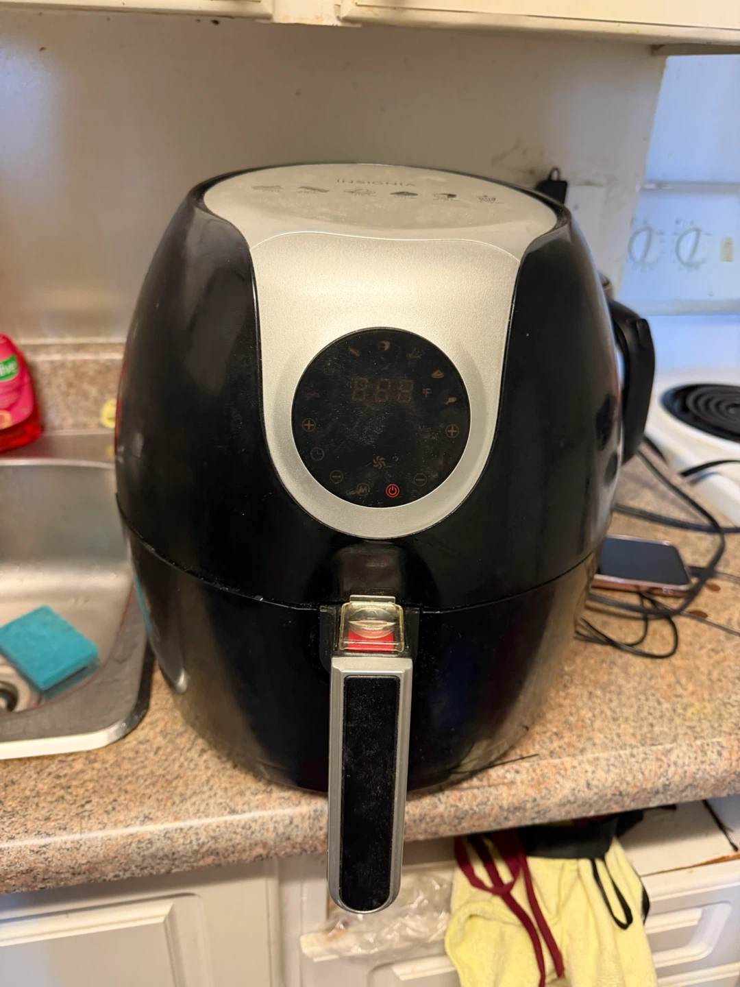 Insignia Air Fryer - photo 2