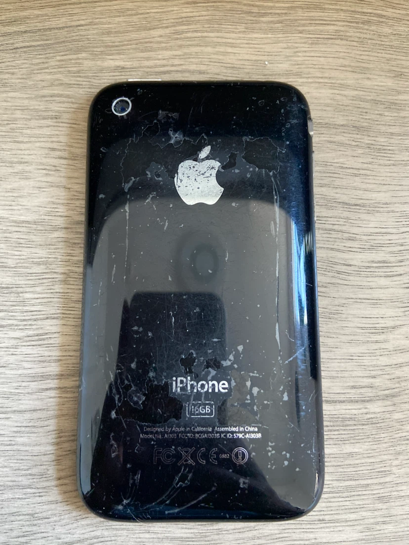 iPhone 3GS 16GB Black - photo 2