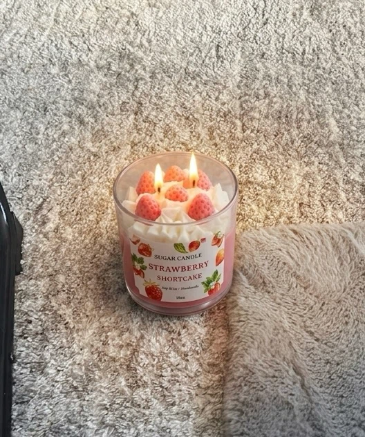 Sugar Candle Strawberry Shortcake 10oz Soy Candle