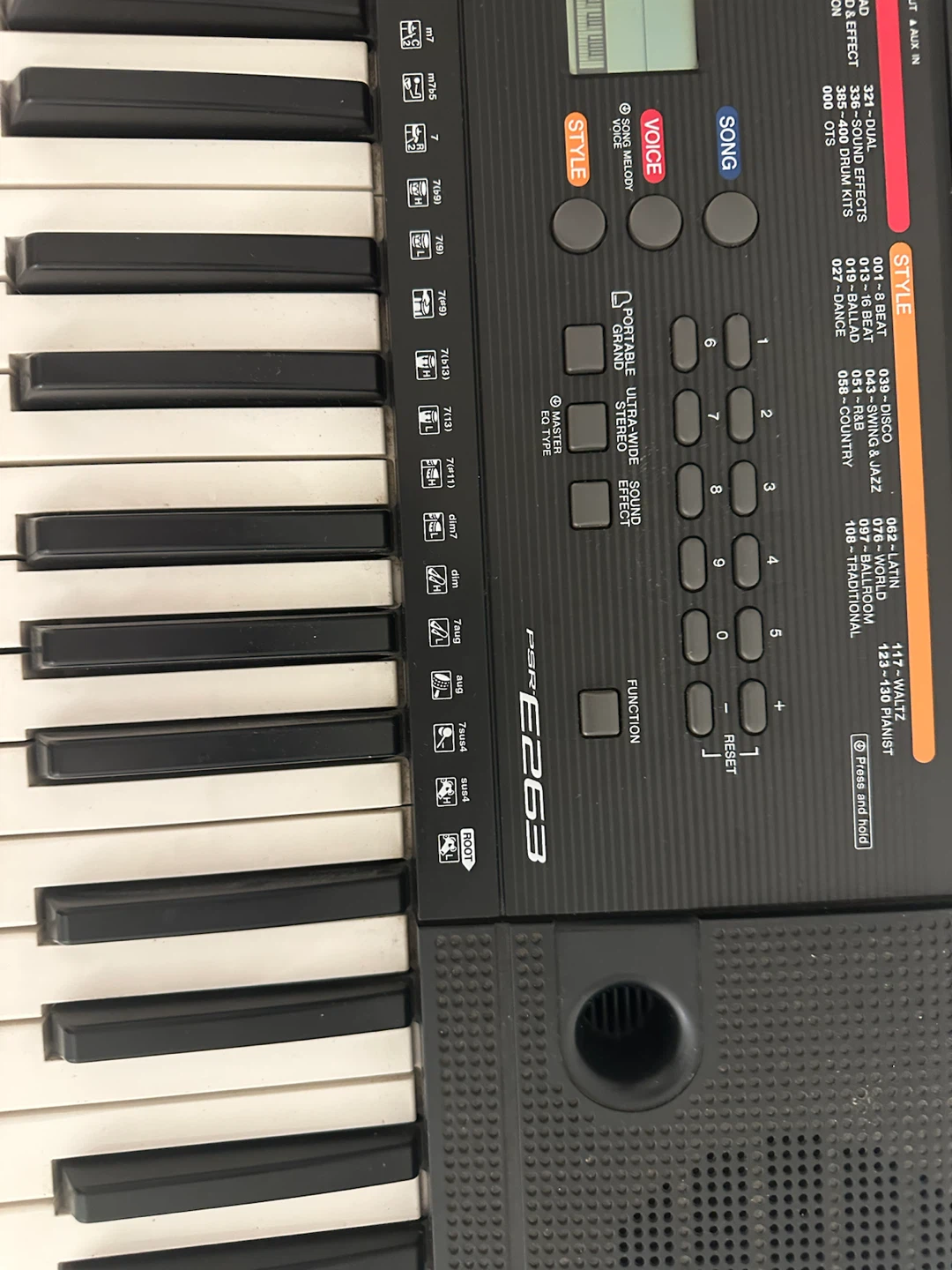 Yamaha PSR-E263 Keyboard - photo 2
