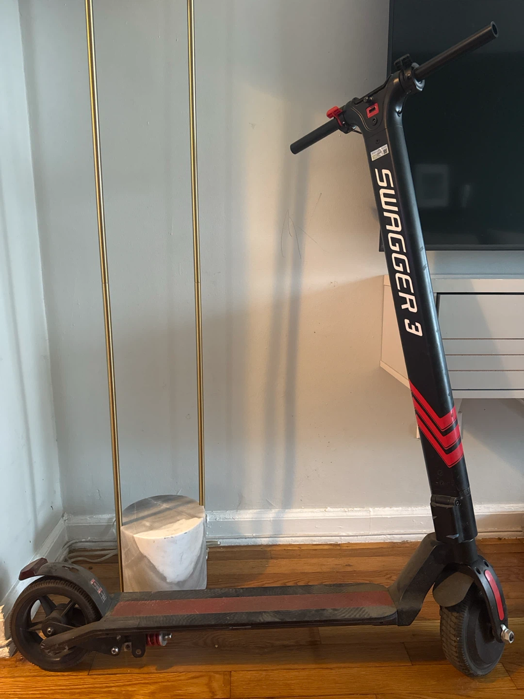 (Damage) SWAGGER 3 Electric Scooter