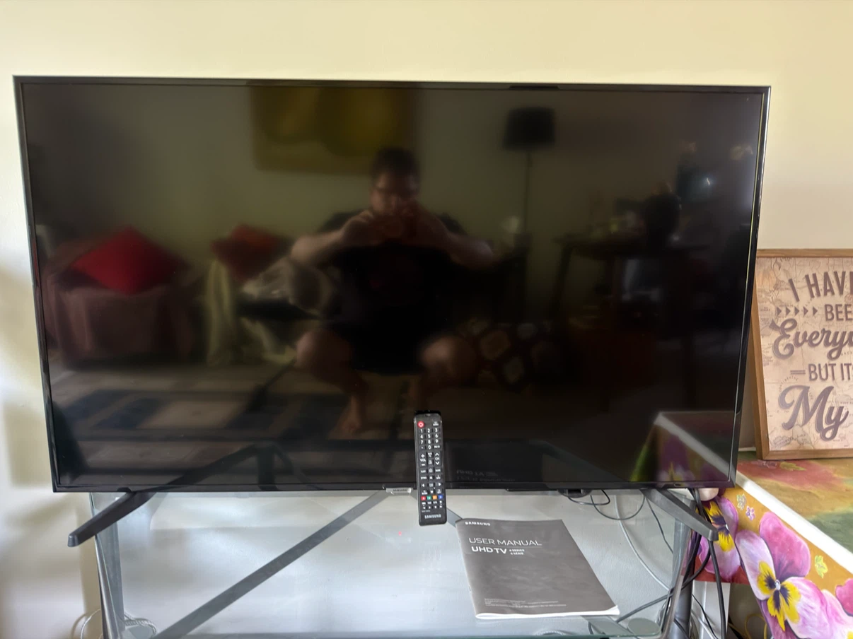 Samsung 50-inch 4K UHD Smart TV