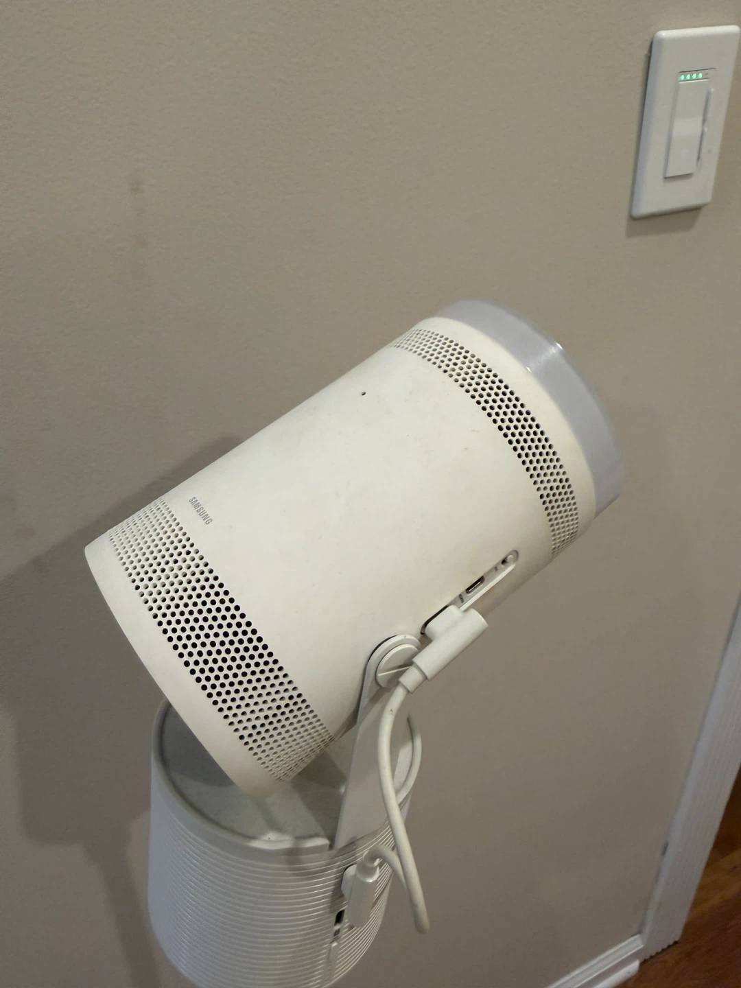 Samsung Freestyle Projector 2nd Gen 30-100” - photo 3