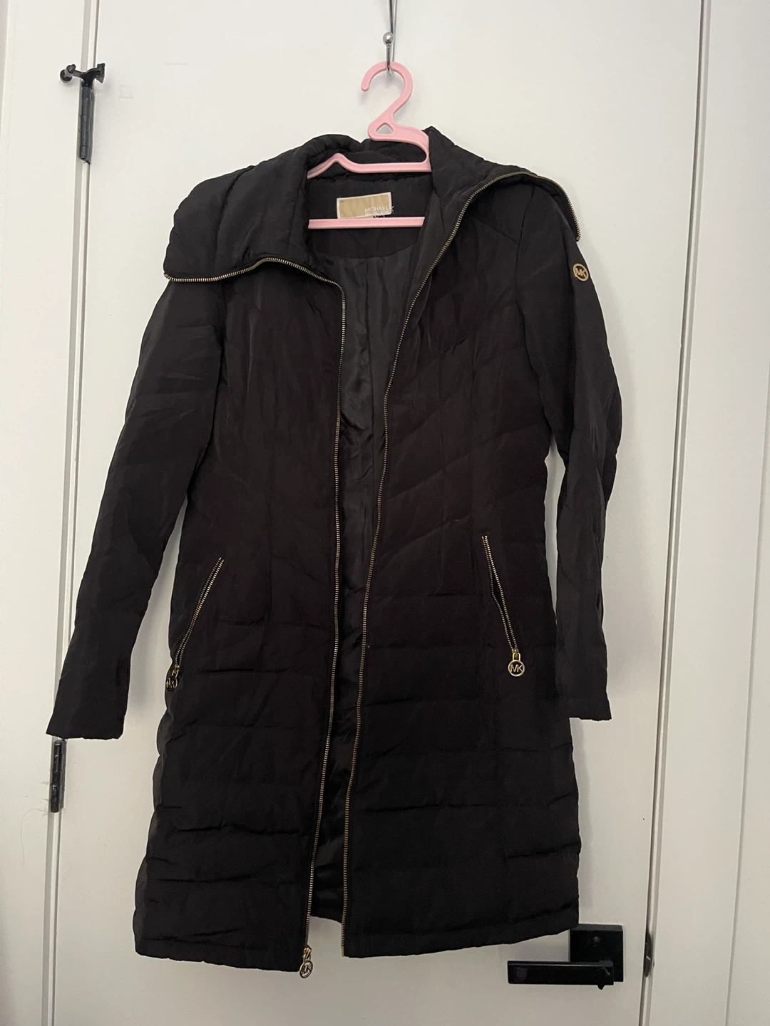MICHAEL KORS Black Puffer Coat - photo 3