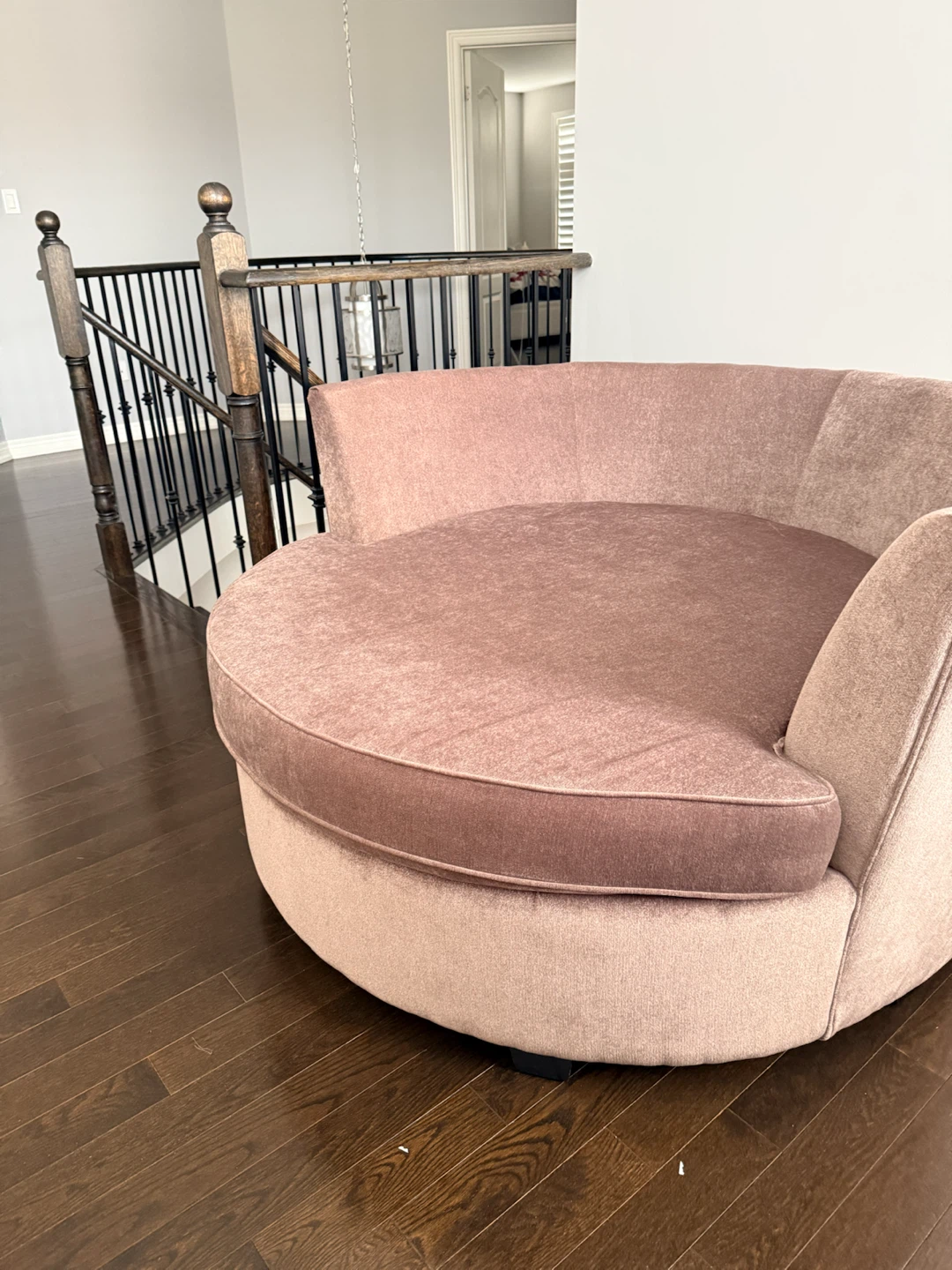 Urban barn nesting chair - photo 2
