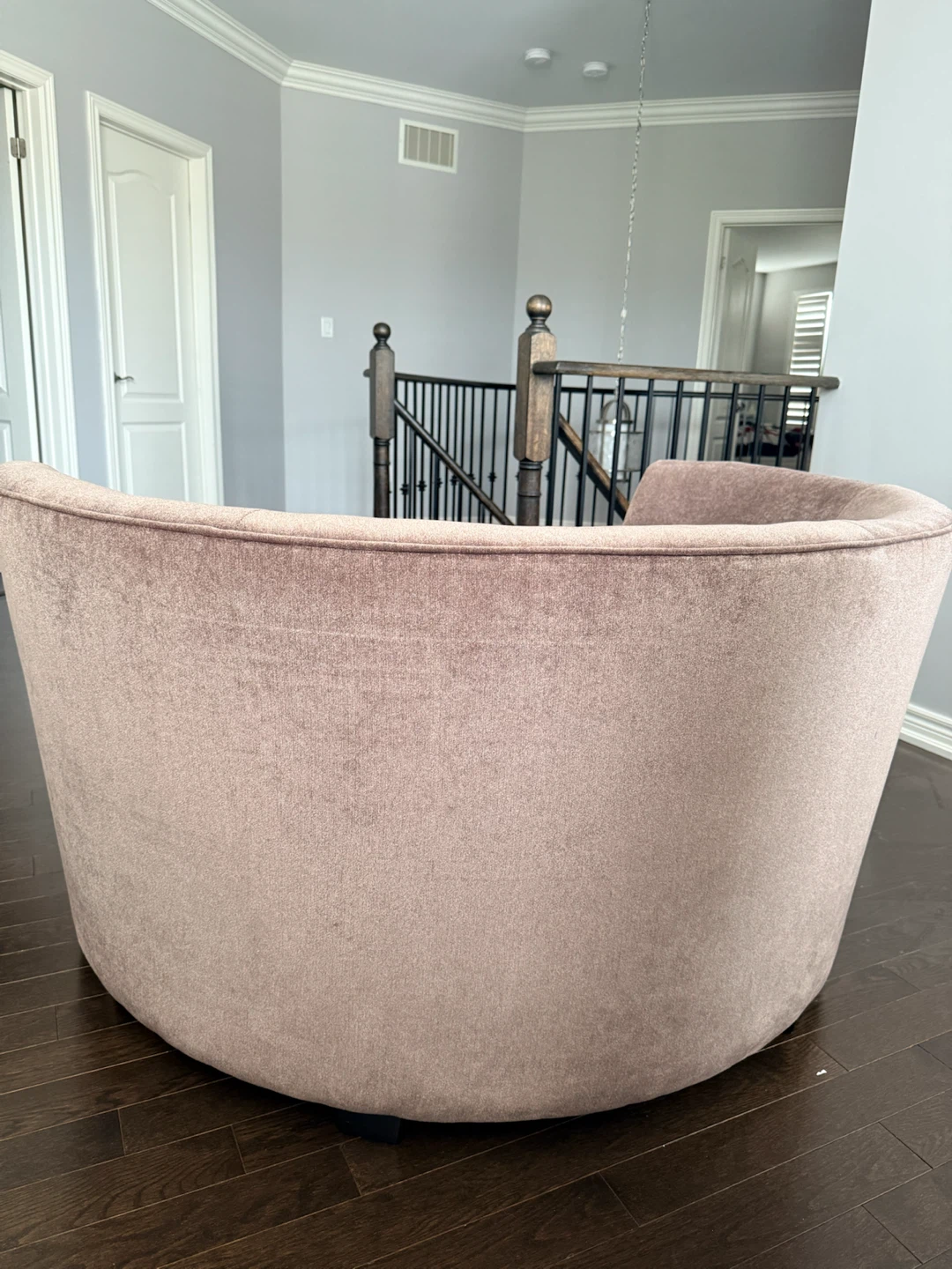 Urban barn nesting chair - photo 3