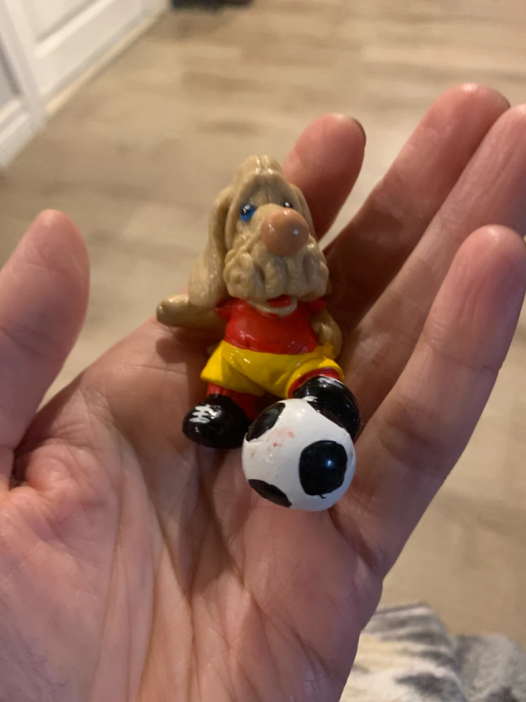 $5 wrinkles figurine