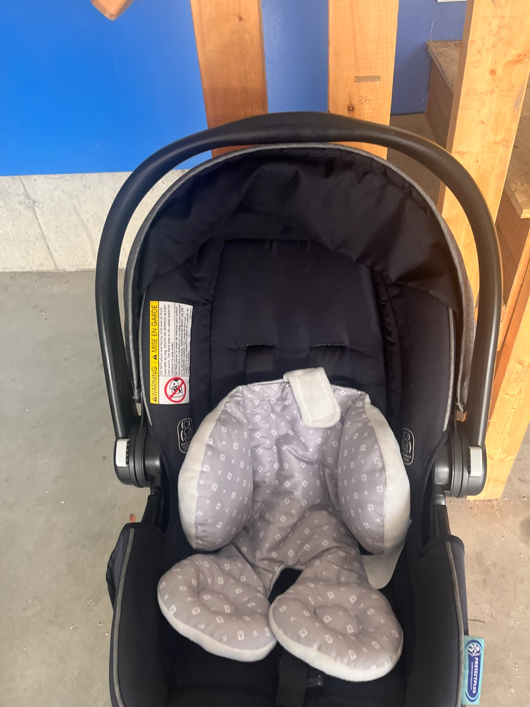 Graco SnugRide 35 Lite LX Infant Car Seat - photo 2