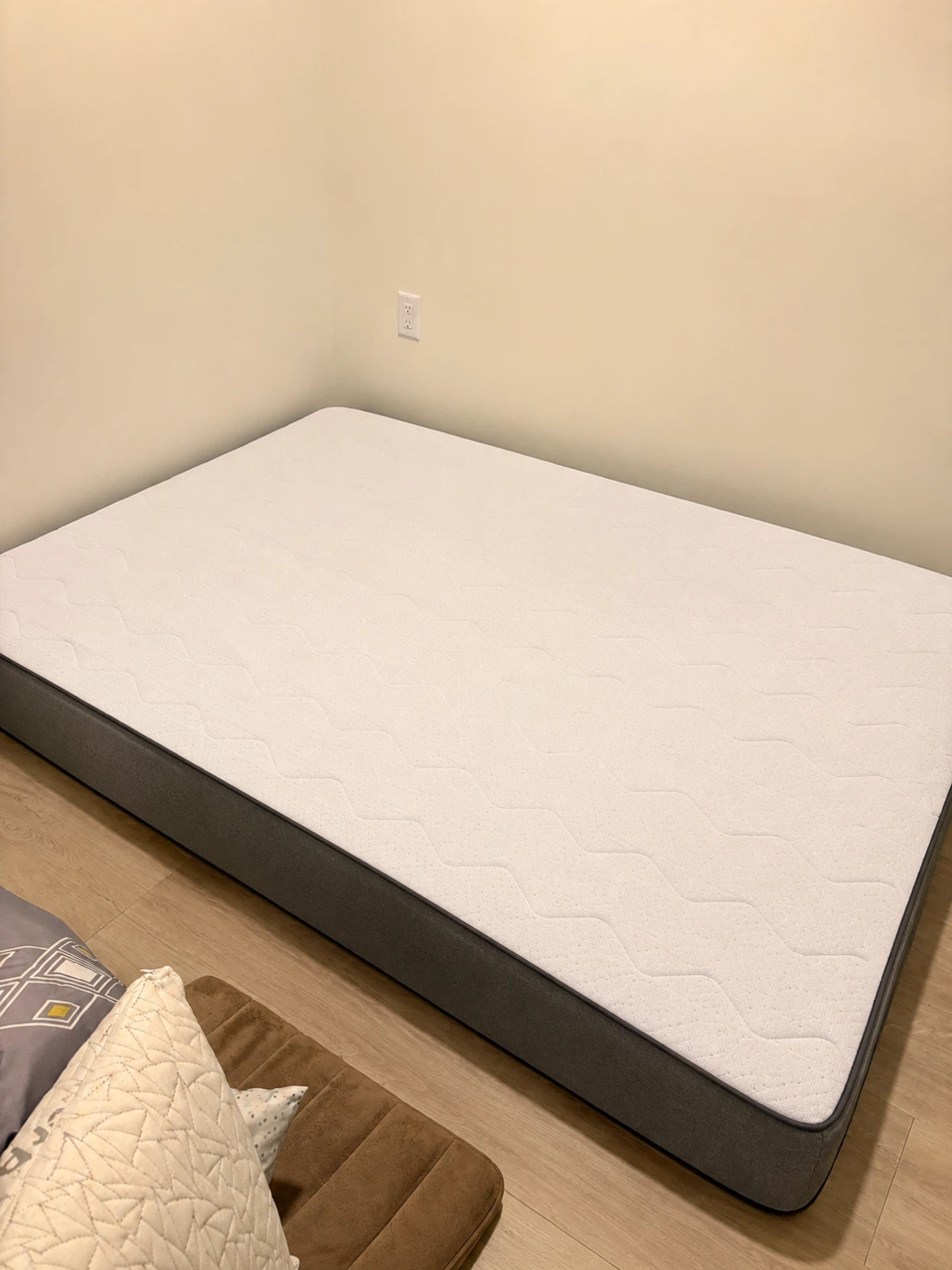 Queen size Mattress - photo 3
