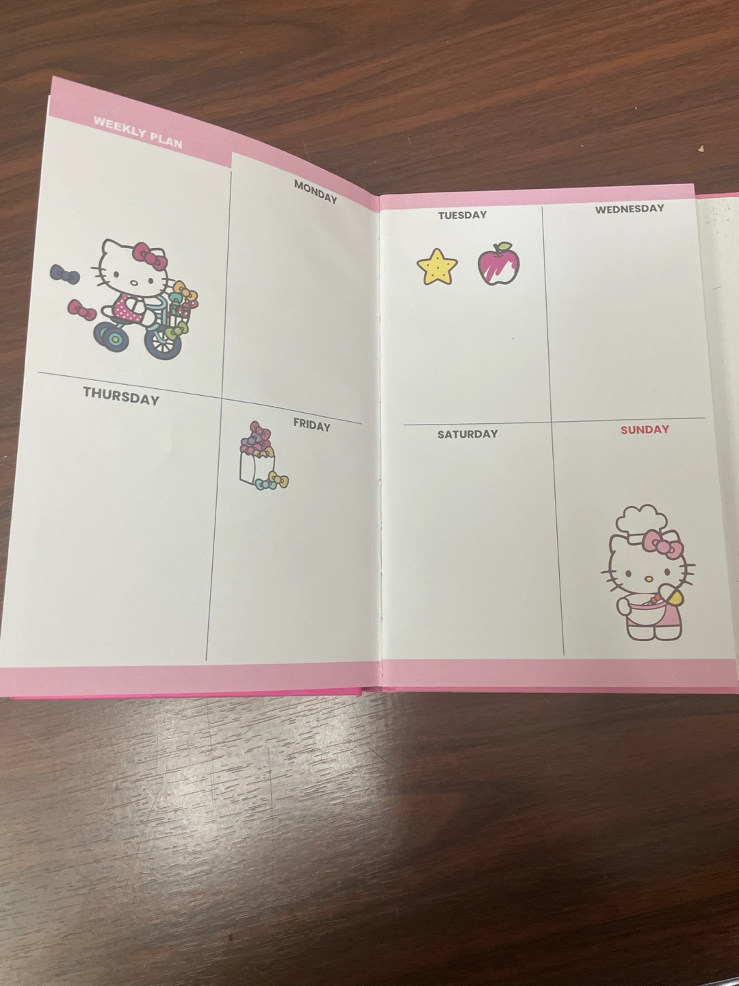 Hello Kitty Weekly Planner - photo 2