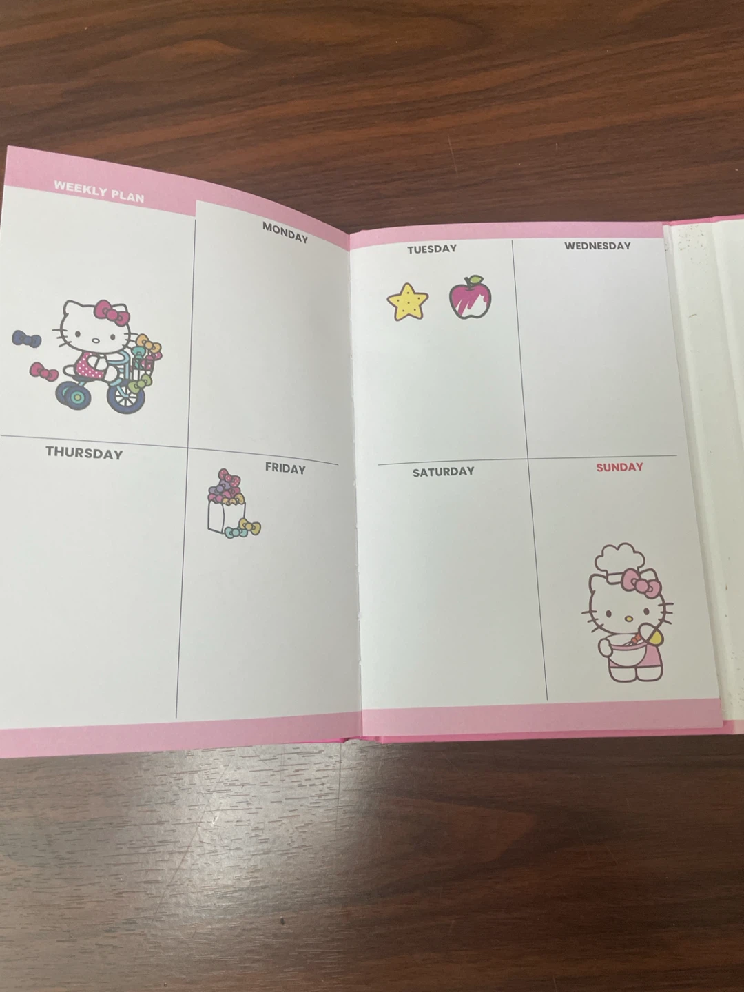 Hello Kitty Weekly Planner - photo 3